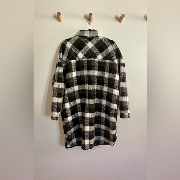 RD Style Conscious Shacket - Picture 2 of 4